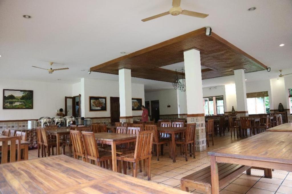 Villa Bukit Pinus Bogor Eksteriør bilde